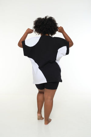 Abstract Oversized Sleeveless Tee in Black and White with POCKETS! - Manners London
