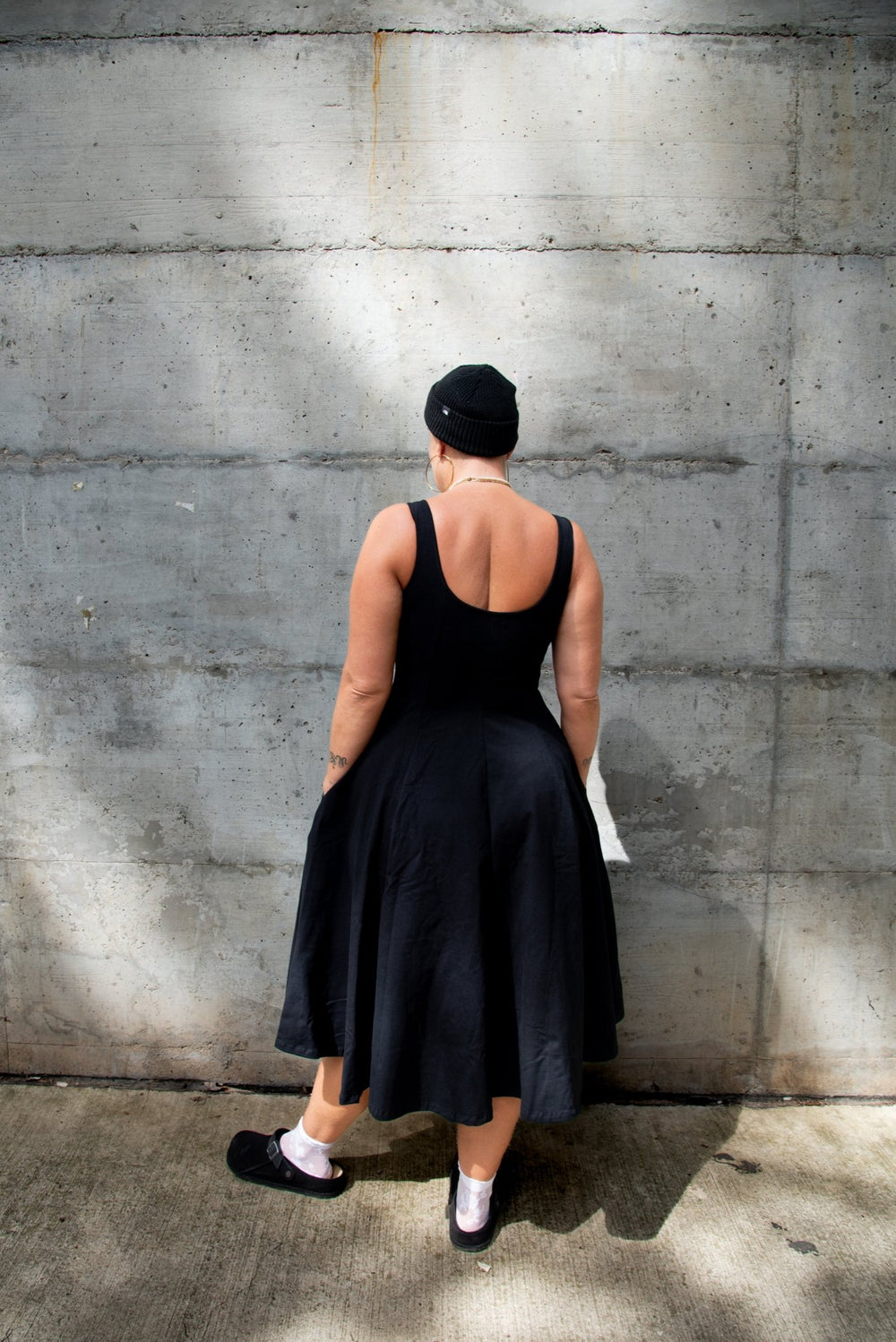 Asri Api Dress Midi in Black - Manners London