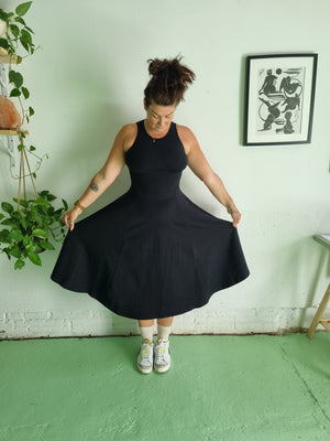 Asri Dress Iza Neck Midi Regular in Black - Manners London