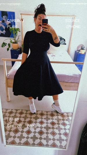 Asri Dress Leki Midi 3/4 sleeve in Black - Manners London