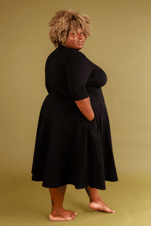 Asri Dress Leki Midi 3/4 sleeve in Black - Manners London
