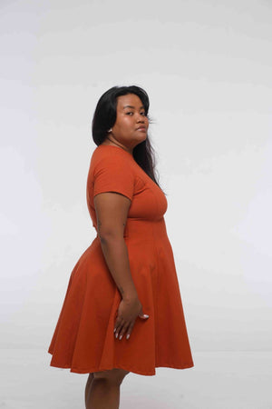Asri Leki Dress Mini (short sleeves) in Burnt Orange - Manners London