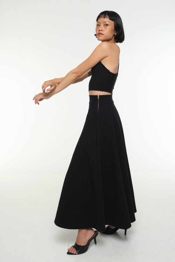 Asri Skirt Midi split w/thin waist band in Black - Manners London