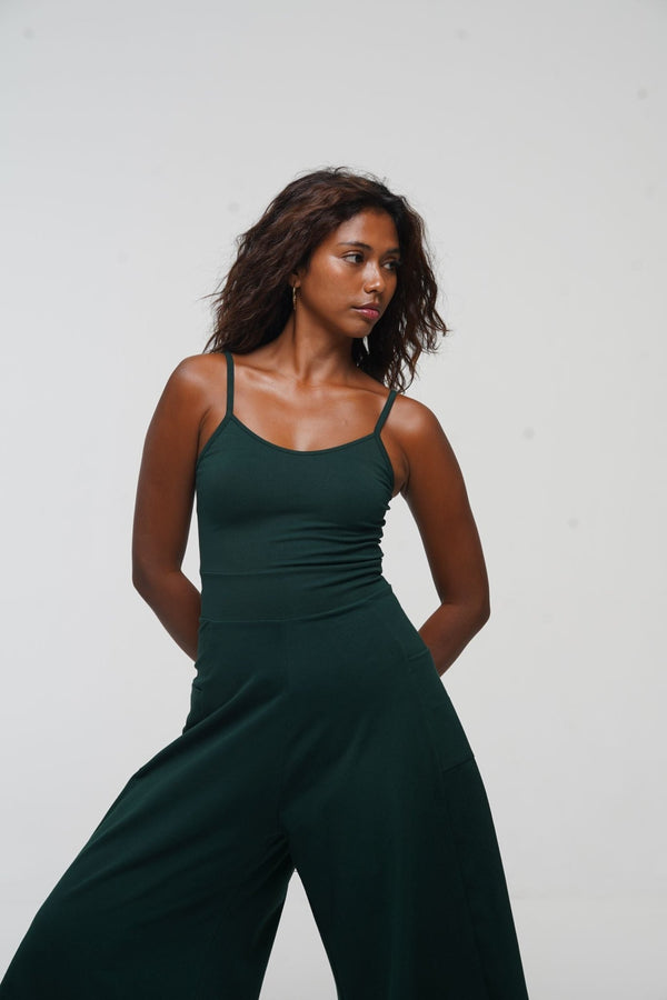 Asri Wide Leg Jumpsuit Petite with pockets in Forest Green - Manners London