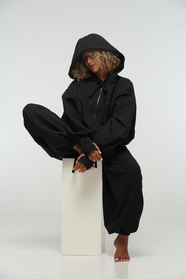 Balloon Trackies in Black - Manners London
