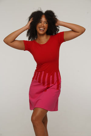 Bizi Mini Dress Boat neck in Red and Pink - Manners London