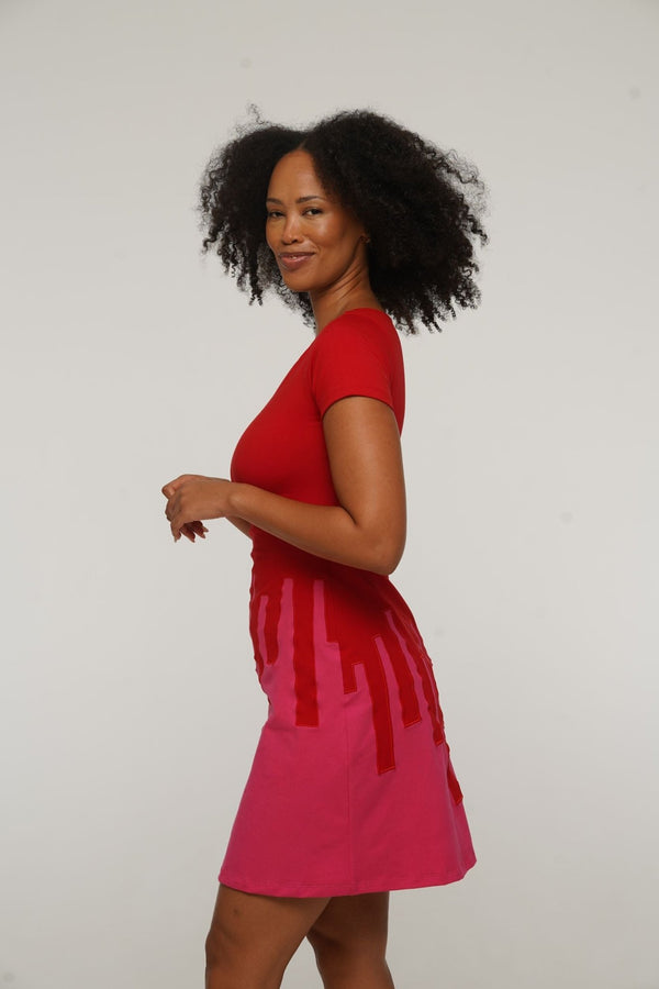 Bizi Mini Dress Boat neck in Red and Pink - Manners London