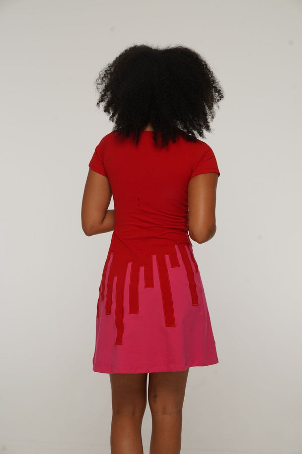 Bizi Mini Dress Boat neck in Red and Pink - Manners London
