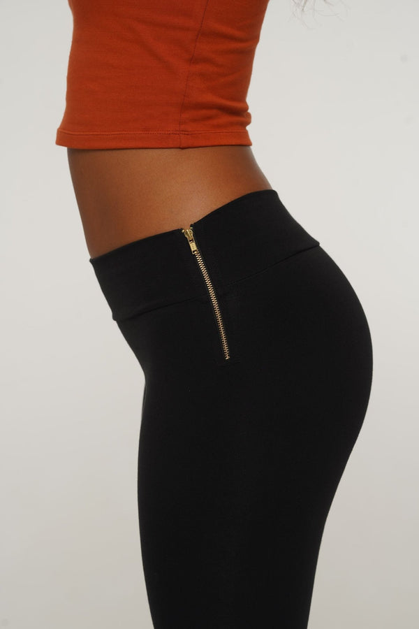 Capri Pants in Black - Manners London