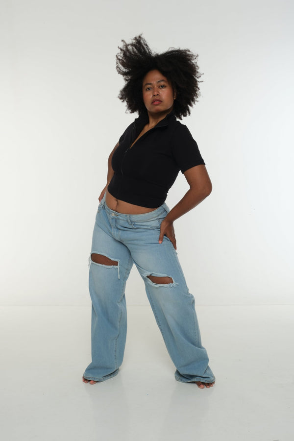 Core ZIP Mid Crop Tee in Black with black rib - Manners London