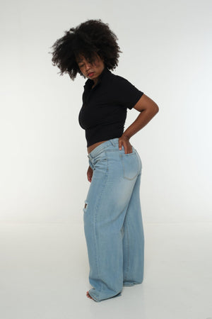 Core ZIP Mid Crop Tee in Black with black rib - Manners London