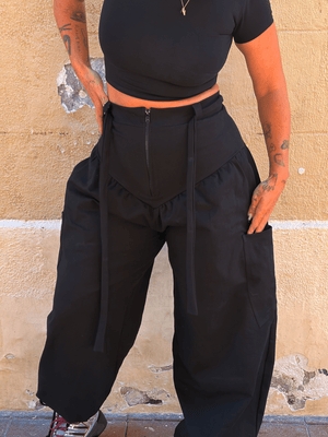 Corset Puff Pants with 4(!) pockets in Black - Manners London