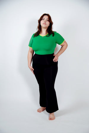 Crew Neck T-shirt in Full Length in Grass Green/Lime Green edging - Manners London
