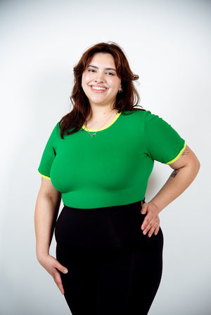 Crew Neck T-shirt in Full Length in Grass Green/Lime Green edging - Manners London