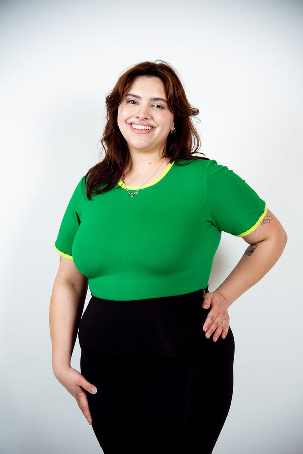 Crew Neck T-shirt in Full Length in Grass Green/Lime Green edging - Manners London