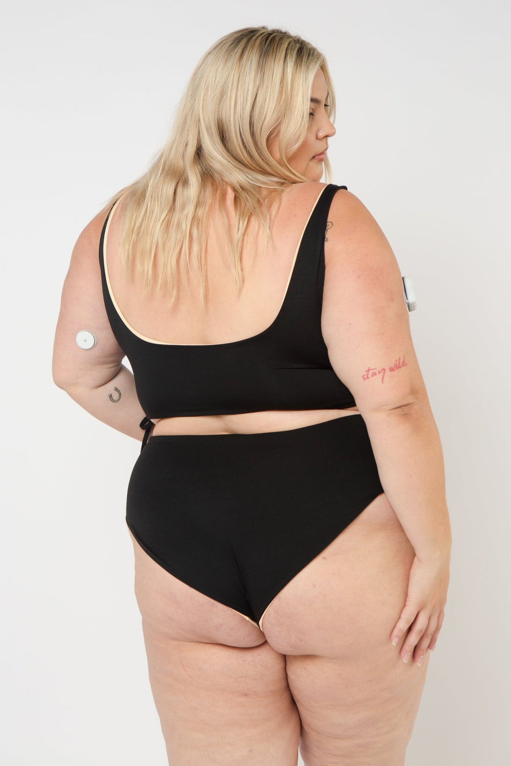 Full Cover Reversible High Waist In Peach Nights - Manners London