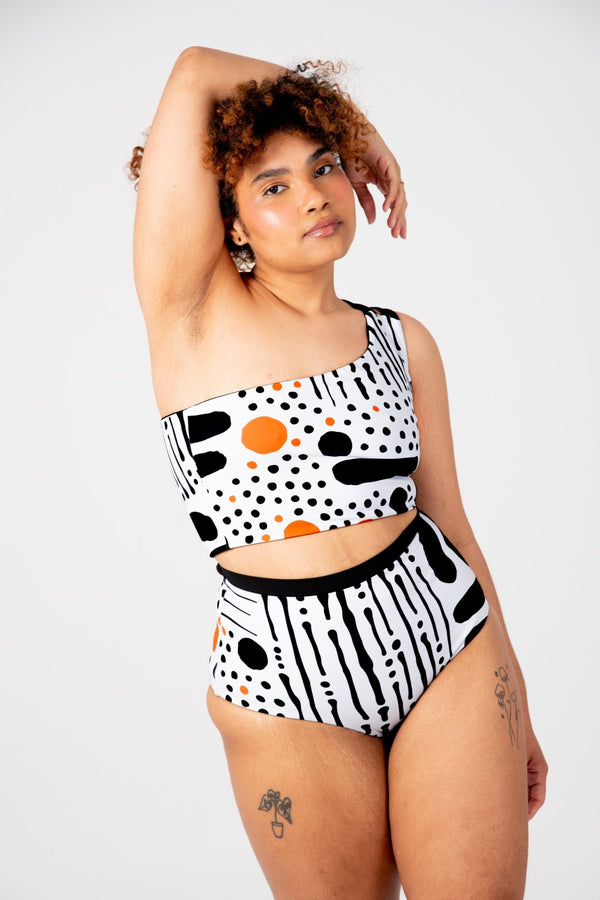 Got - You - Covered Reversible High Waist Regular In Cuppa Print and Black - Manners London