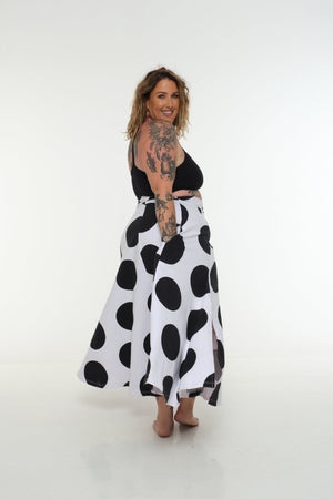 NEW Asri Skirt with thin waist band in Polka Dot - Manners London
