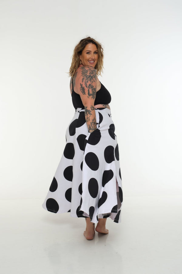 NEW Asri Skirt with thin waist band in Polka Dot - Manners London