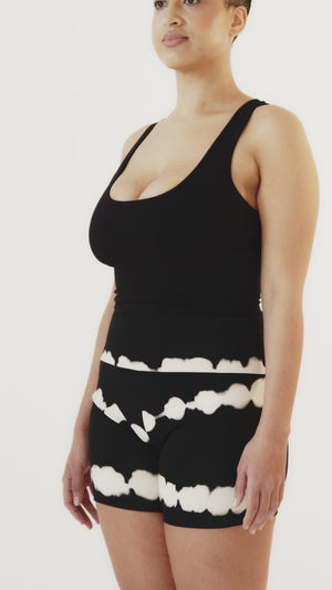 Super High Waisted Tib Biker Shorts Mid Length in Blot Black