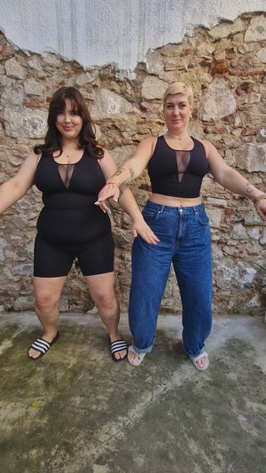 Mesh V-Neck Crop Top sleeveless in Black