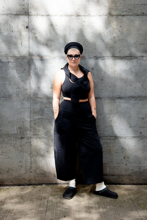 Puff Pants Petite in Black - Manners London