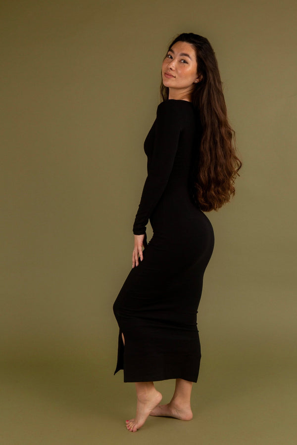 Reversible V - neck Midi Dress in Black - Manners London