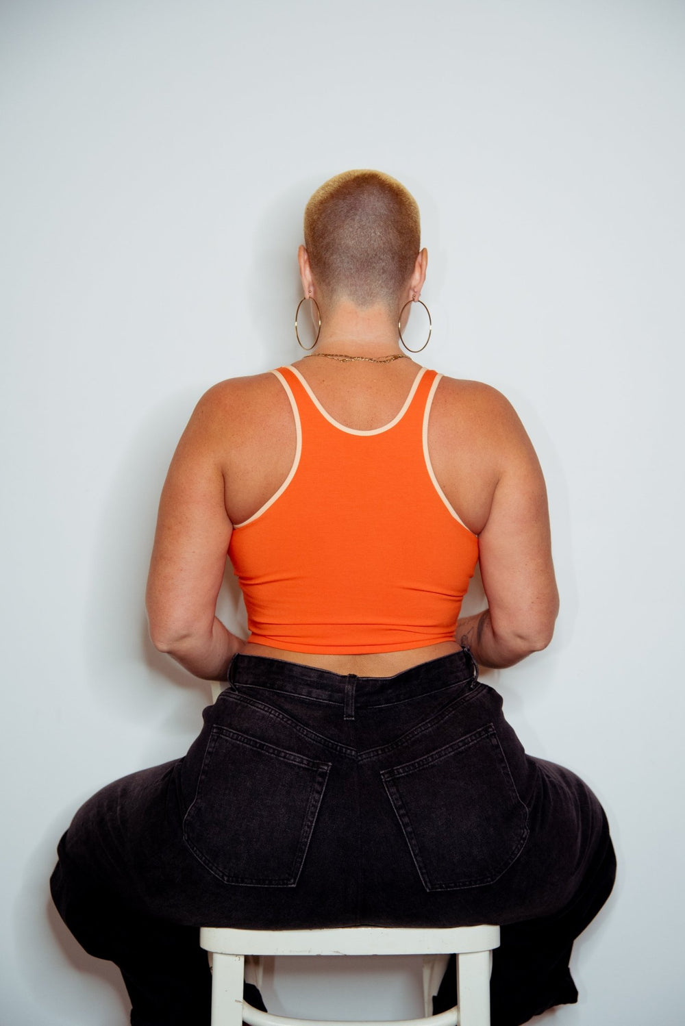 Shinni Neck Crop Tank In Flame/Peach Dust piping - Manners London