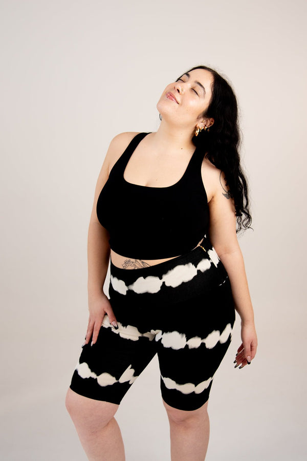 Shinni Neck Crop Tank Top In Black - Manners London