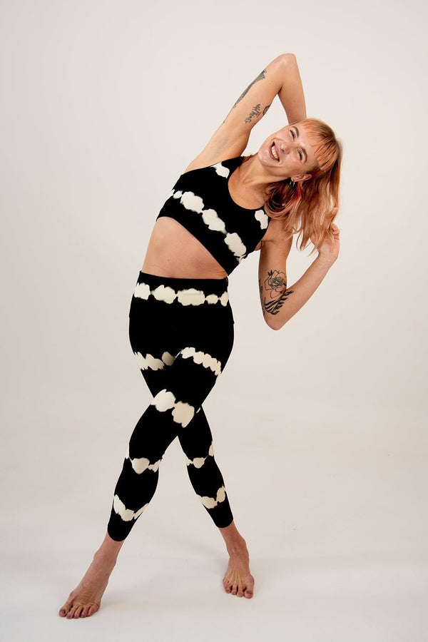 Super High Waist Tib Pant Petite In Blot Black - Manners London
