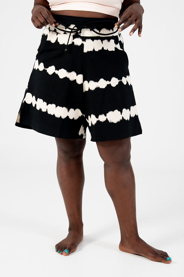 Wide Leg Shorts In Blot Black - Manners London